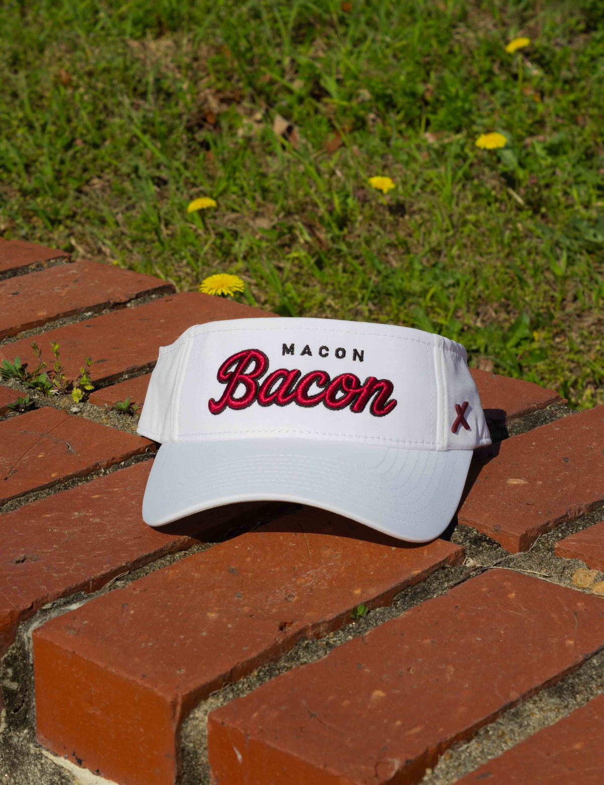 Macon Bacon Script Visor