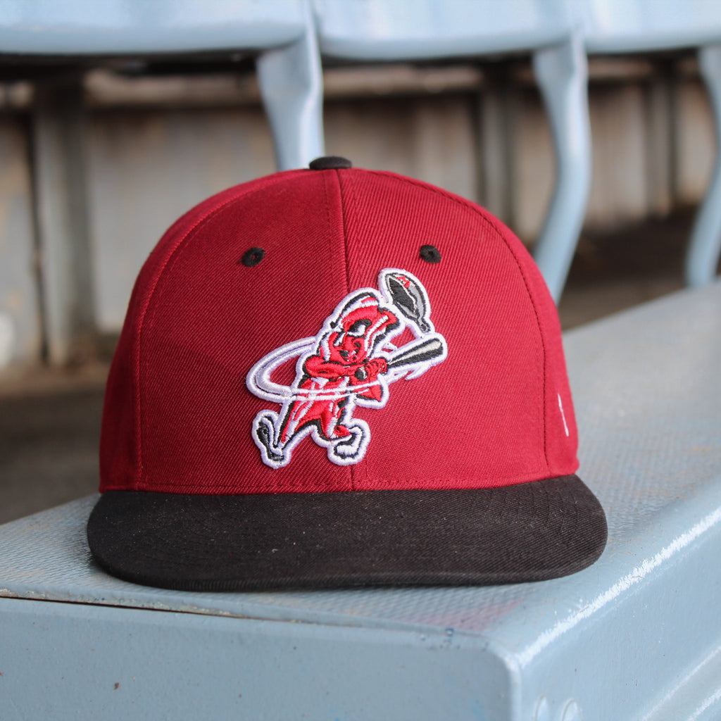 Macon Bacon Fitted Game Hat - Burgundy/Black